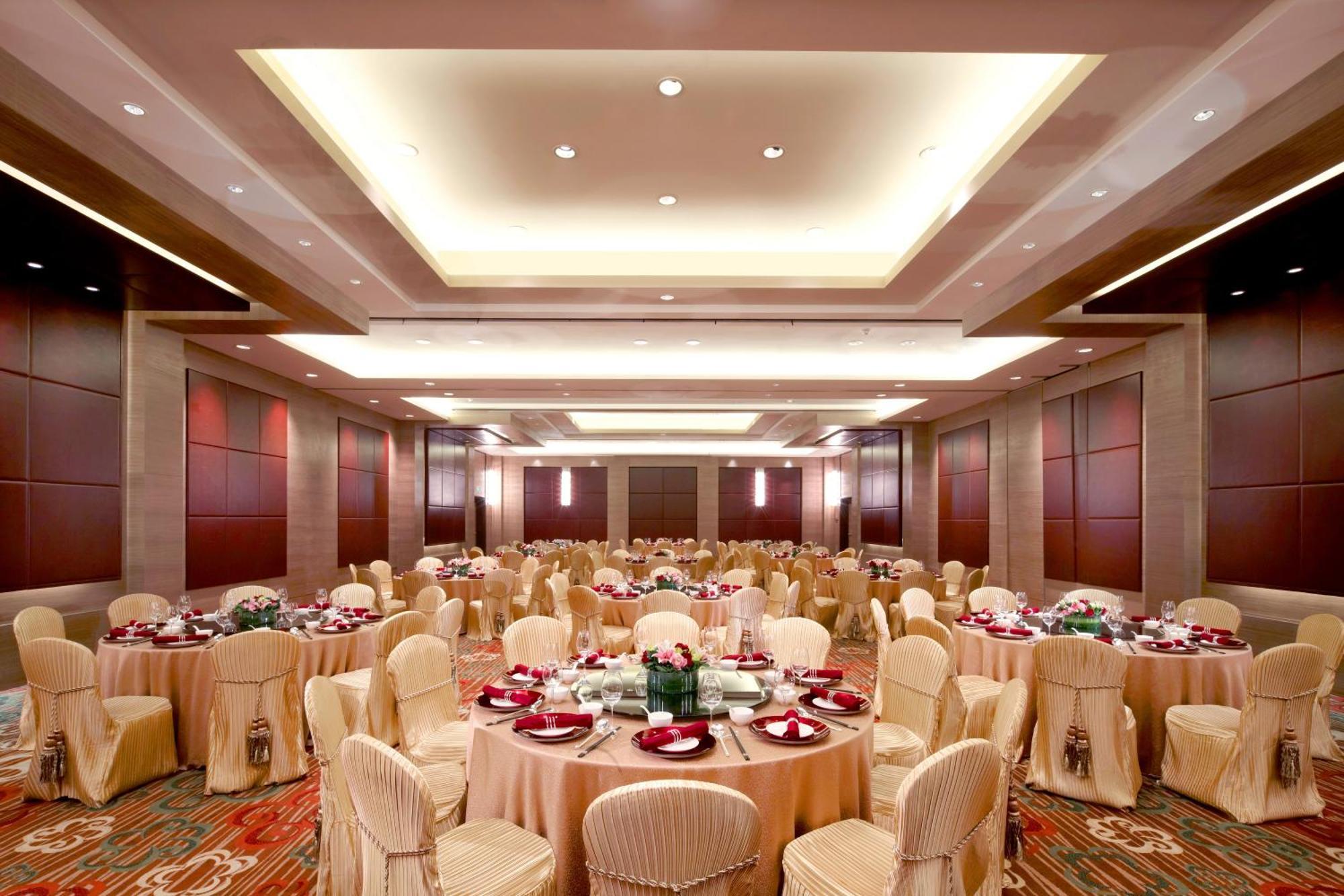 Courtyard By Marriott Kunshan Куншан Екстериор снимка