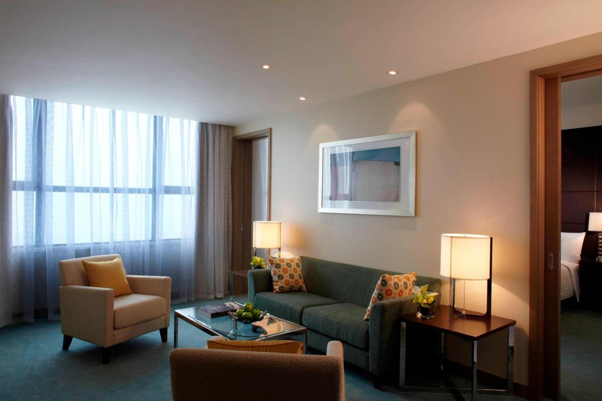 Courtyard By Marriott Kunshan Куншан Екстериор снимка