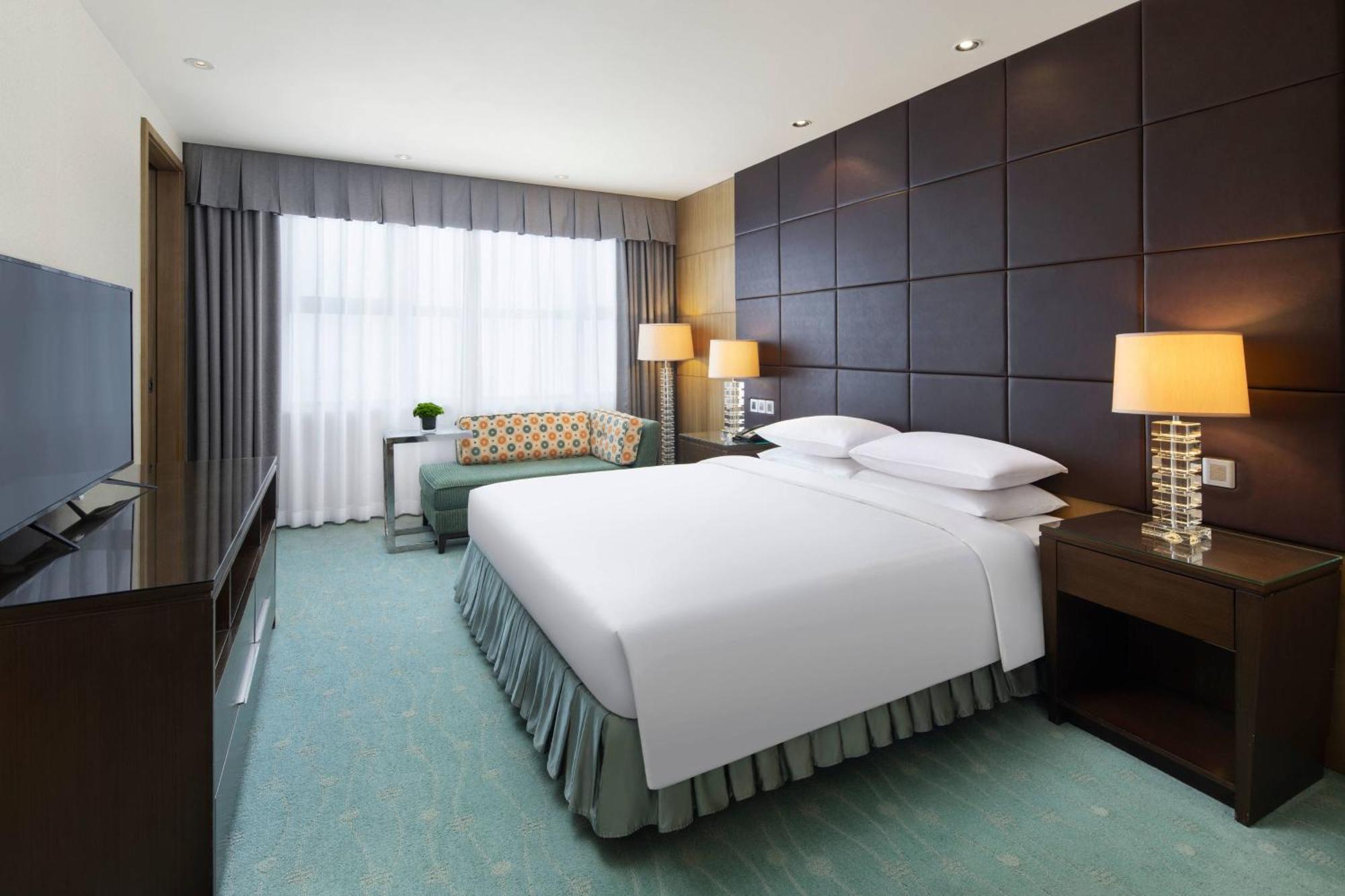 Courtyard By Marriott Kunshan Куншан Екстериор снимка